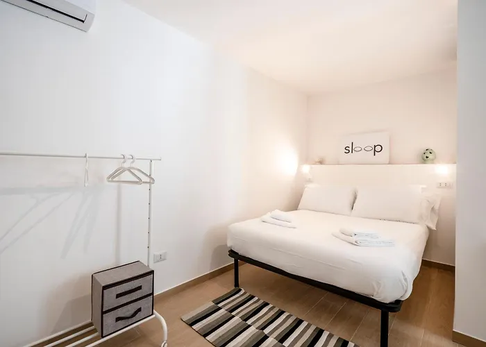 Guesthost - 4 - Lovely & Functional * Bari